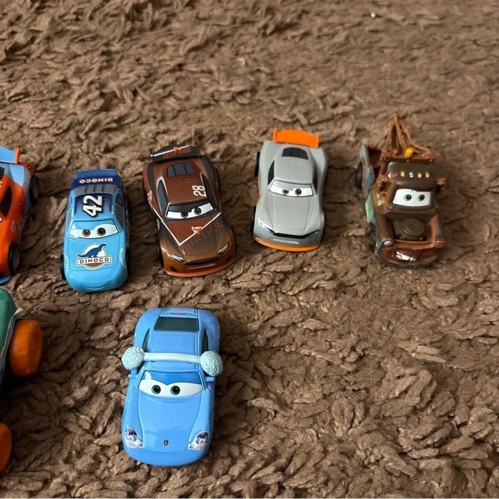 Disney Cars Die-Cast Toy Collection Time Treadless Nitroade Ear Muffs Sally
